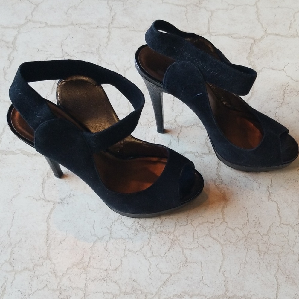 Pelle Moda Womans Healed Shoes